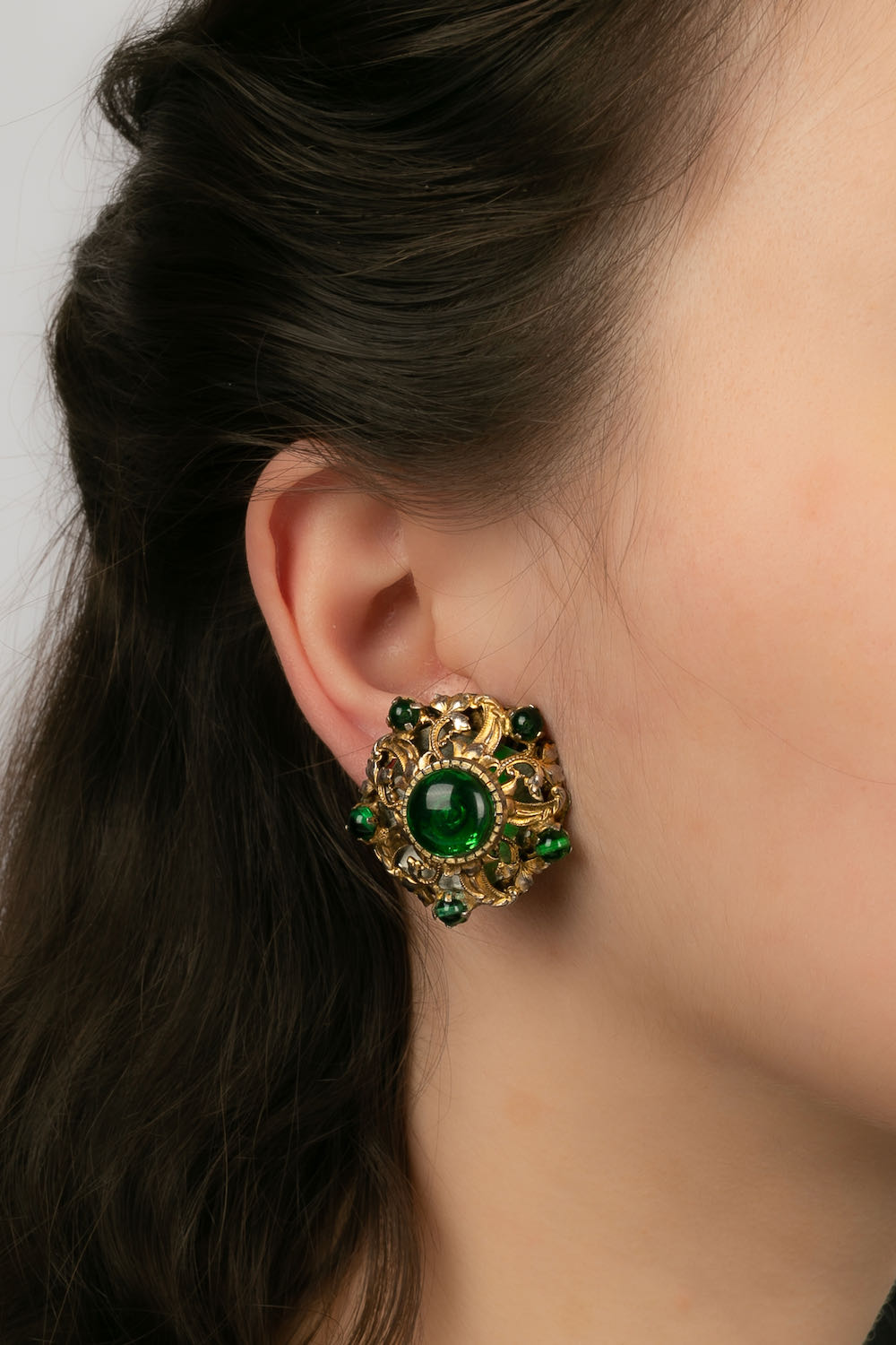 Boucles d'oreilles Chanel �poque Coco