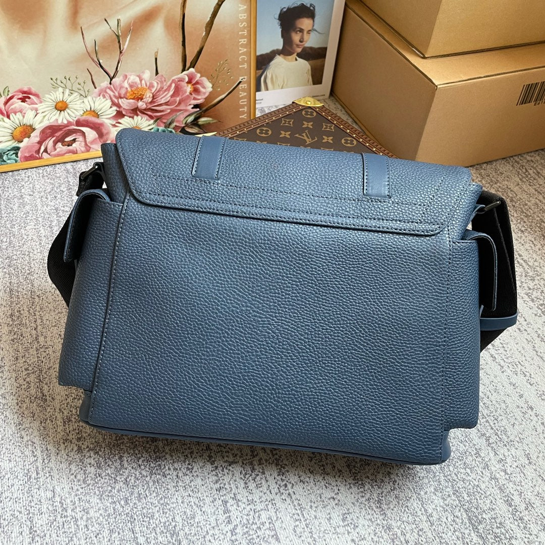 LV Christopher Messtlmger Taurillon Blue For Mtlm, Bags, Shoulder And Crossbody Bags 11.4in/29cm LV M58475