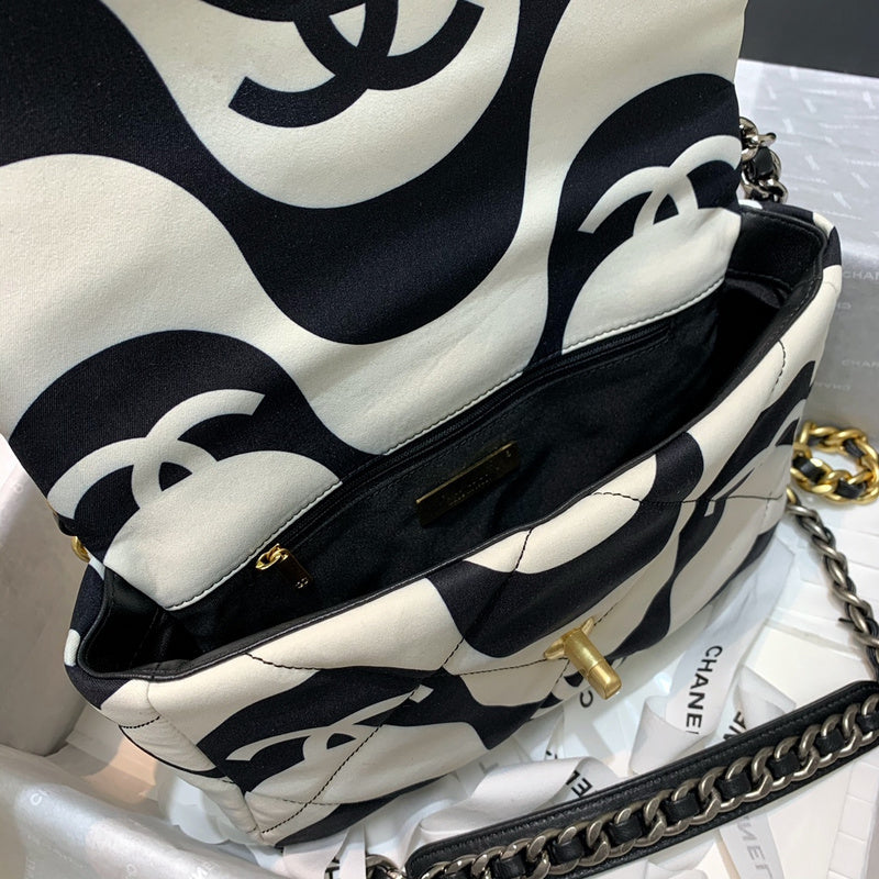 The Arid Bag Shop new Luxury  - Chanel Bags - 630