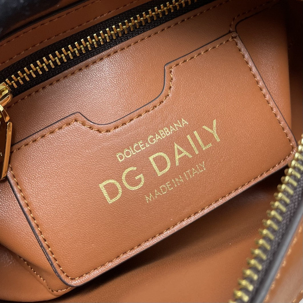 DG Crossbody 3.5 Bag Brown For Womtlm 7.5in/19cm DG 