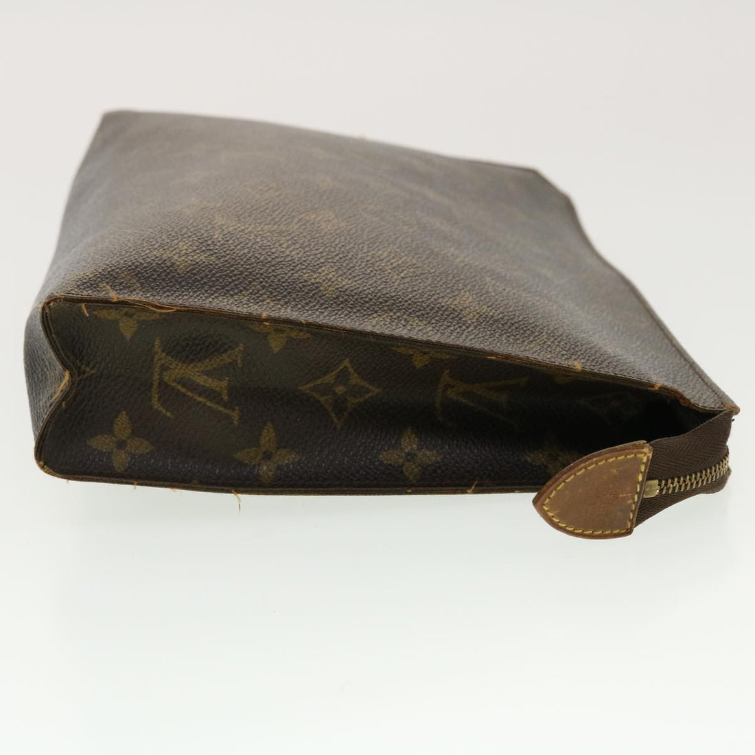 LOUIS VUITTON Monogram Poche Toilette 26 Pouch M47542 LV Auth 40575