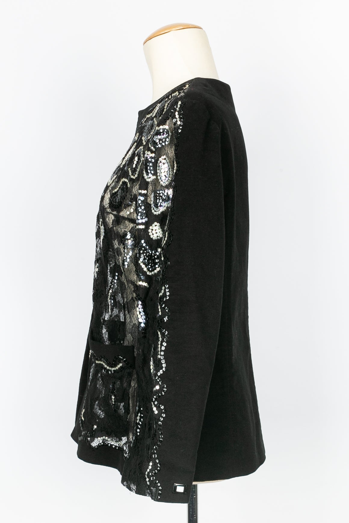Veste � paillettes Chanel