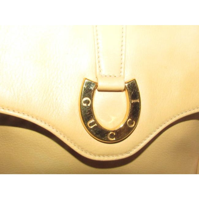 Gucci Horsebit Vintage Pursesdesigner Purses Buttery Pale Yellow Colored Leather Shoulder Bag