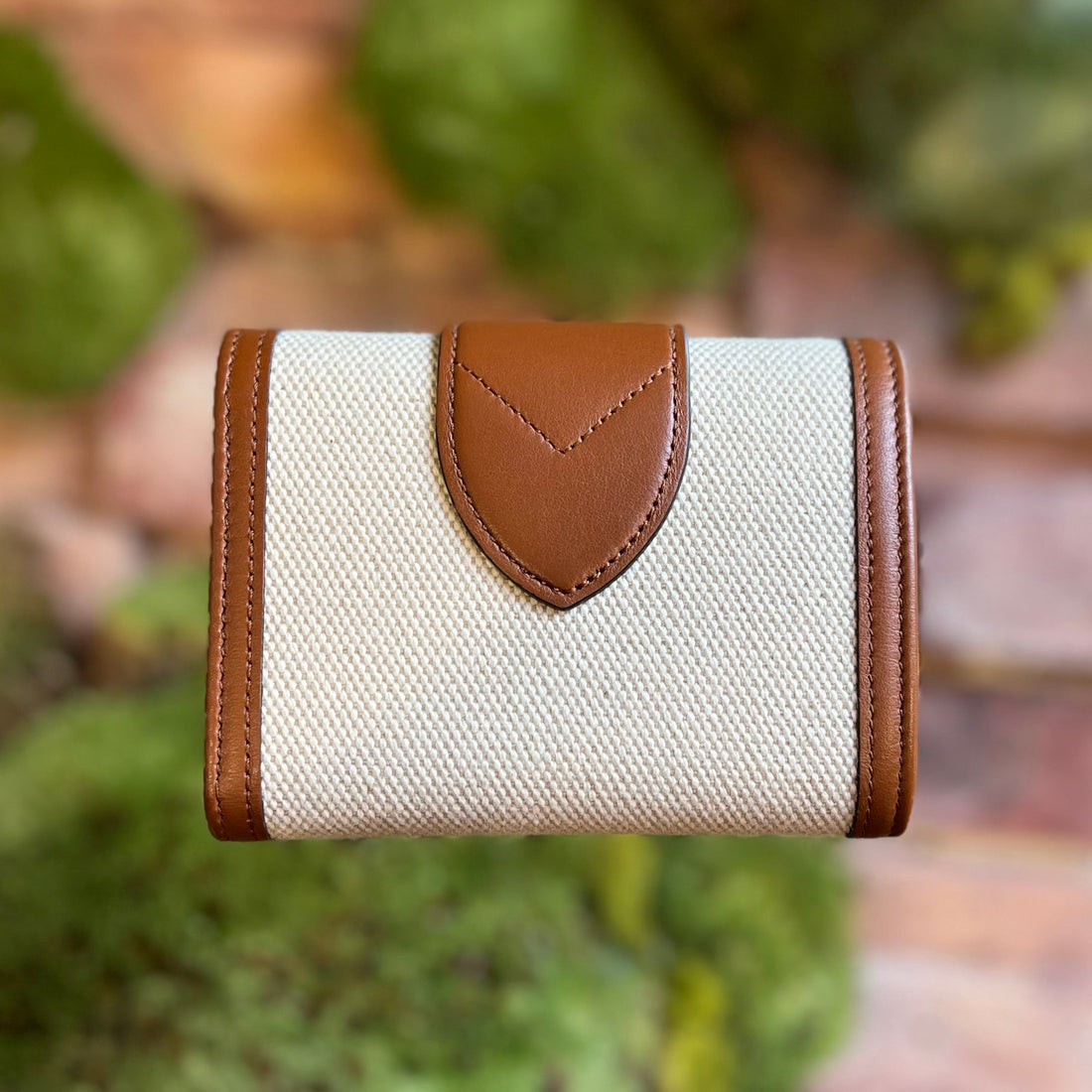 LOUIS VUITTON Portefeuille LV Pont Neuf Caramel Brown Smooth Calfskin Canvas Wallet M81393