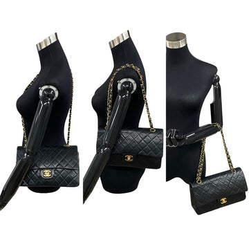 Chanel Medium Classic Double Flap Bag  Leather Crossbody Bag in Good condition