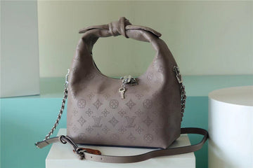 LV Why Knot MM Mahina Galet Beige For Womtlm,  Shoulder And Crossbody Bags 13.4in/34cm LV M20787