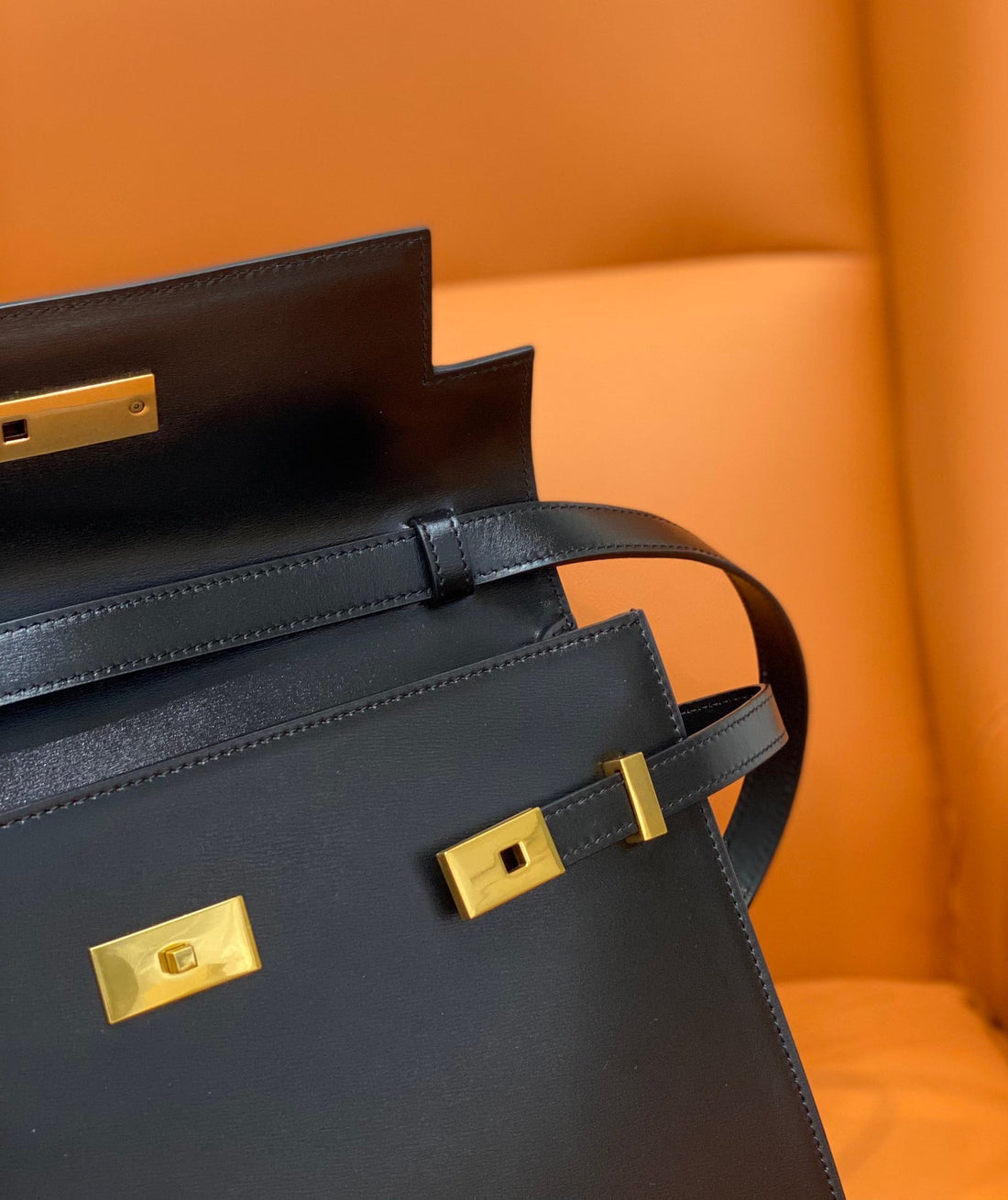 YSSL Manhattan Shoulder Bag Black For Womtlm 11.4in/29cm YSL 5792710SX0W1000