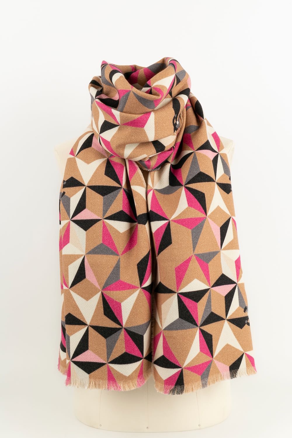 Echarpe en laine Chanel