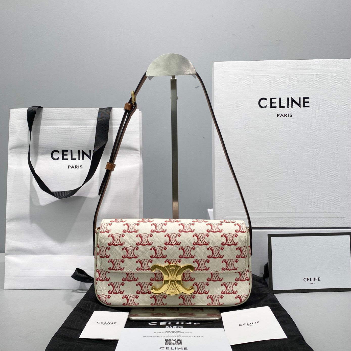 CE Triomphe Shoulder Bag In Triomphe Canvas  Red For Womtlm 8in/20cm 194142CUZ.27ED