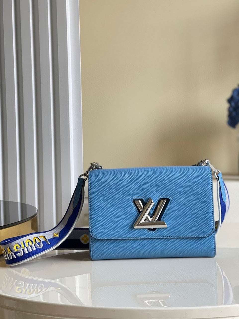 LV Twist MM Monogram Blossoms Blue For Womtlm, Womtlm Handbags, Shoulder And Crossbody Bags 9.1in/23cm LV M57505