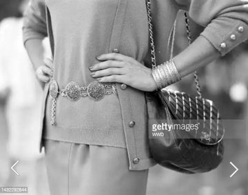 Collier m�daillon Chanel 1986