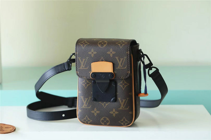 TLM - LOV Men Shoulder Bags - 038