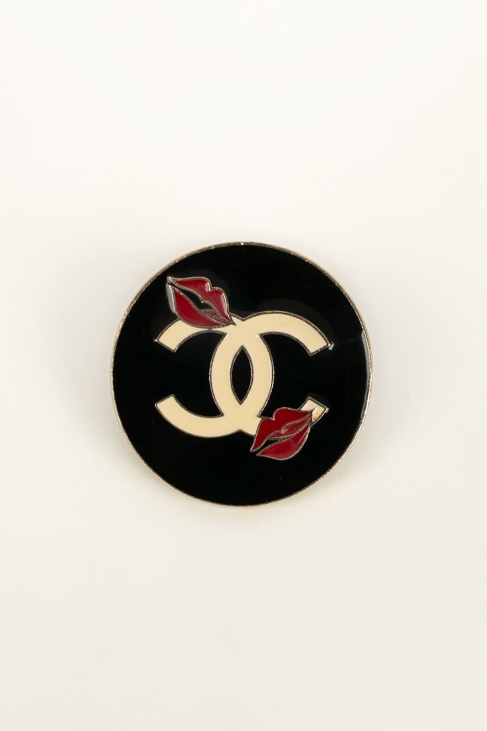 Broche pins Make Up Chanel 2004