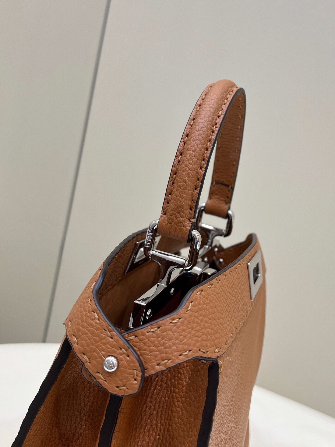 FI Peekaboo ISeeU Medium Bronze For Women, Women&#8217;s Handbags, Shoulder Bags 13.1in/33.5cm FF