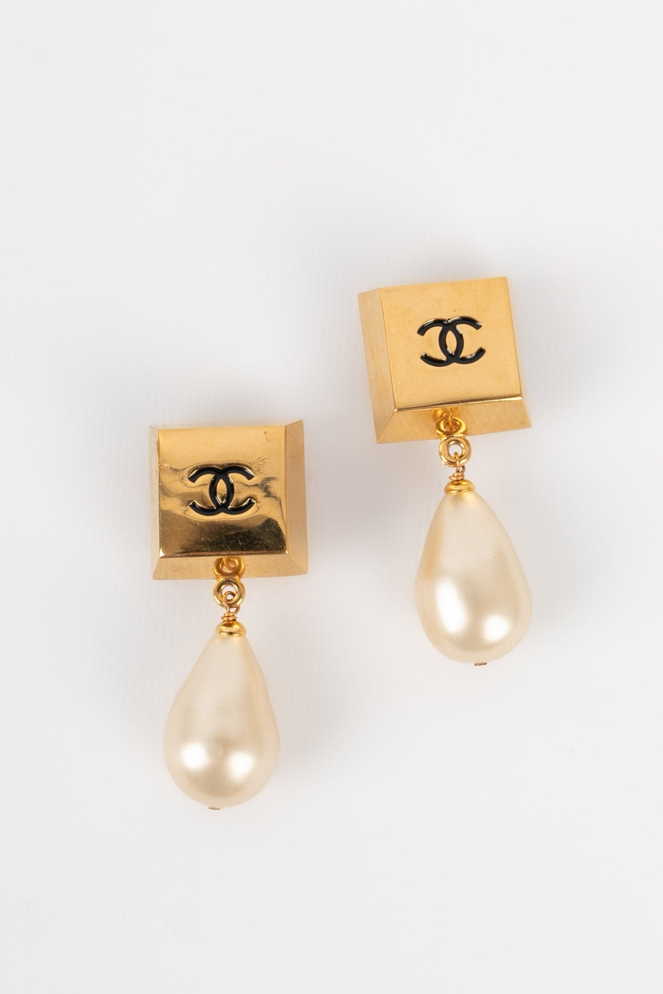 Boucles d'oreilles Chanel 1990s