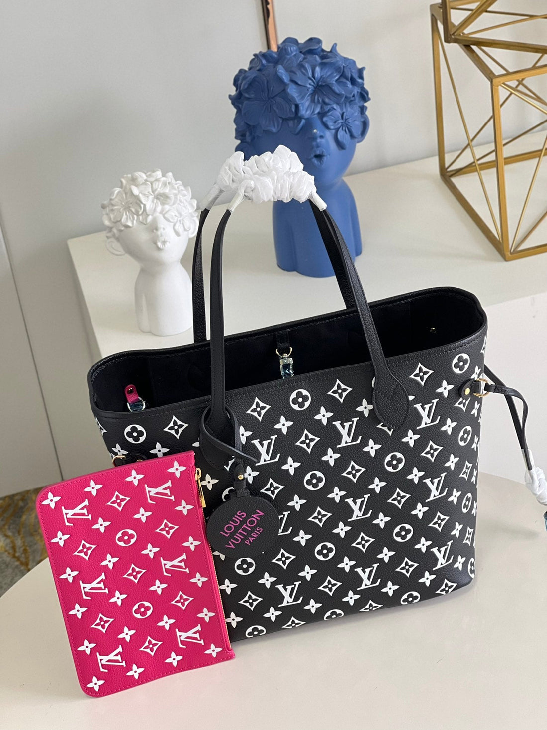 LV Neverfull MM Monogram Empreinte Black/White For Womtlm,  Tote Bags 12.2in/31cm LV M46103