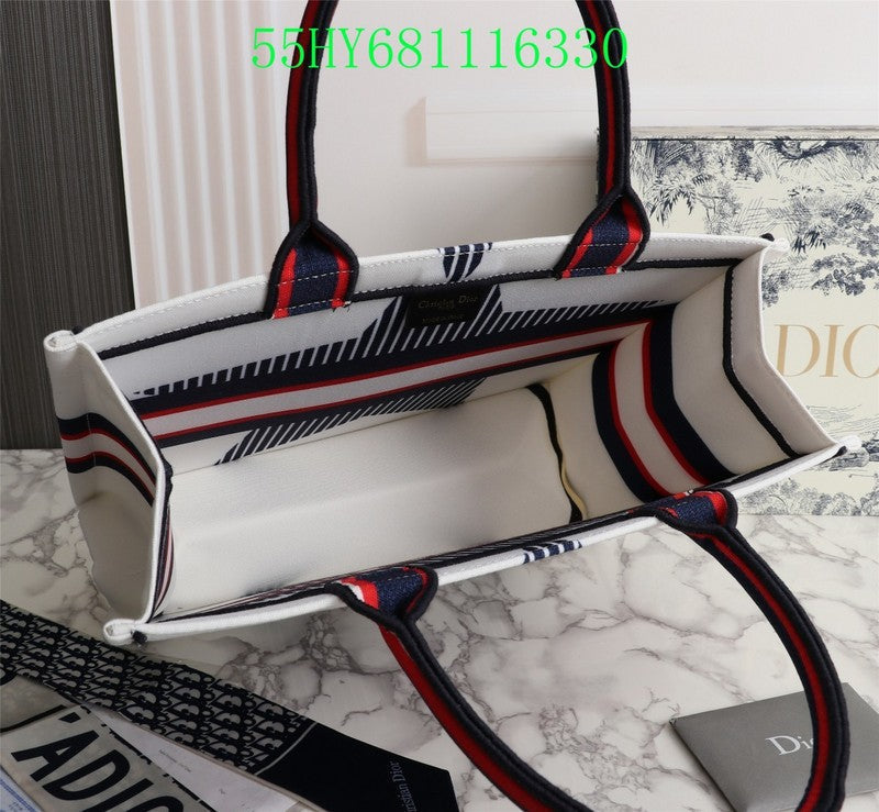 Christian Dior Bags Bags - The Tote   335