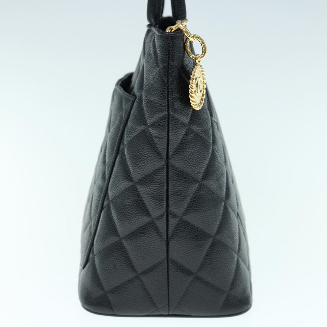 CHANEL Tote Bag Caviar Skin Standard Black CC Auth 62895S