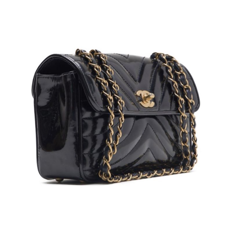 Chanel V-stick Turn-Lock Chain Shoulder Emal Black  Shoulder Bag  Shoulder Bag Mini Shoulder Ladies Bag Hybrid ? Ship? SS Himalan Bookstore Online