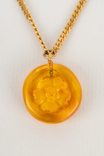 Collier camélia Chanel