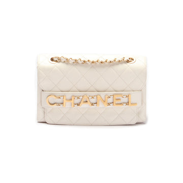 Chanel Quilted Leather Enchained Flap Bag Leather Shoulder Bag in Excellent condition