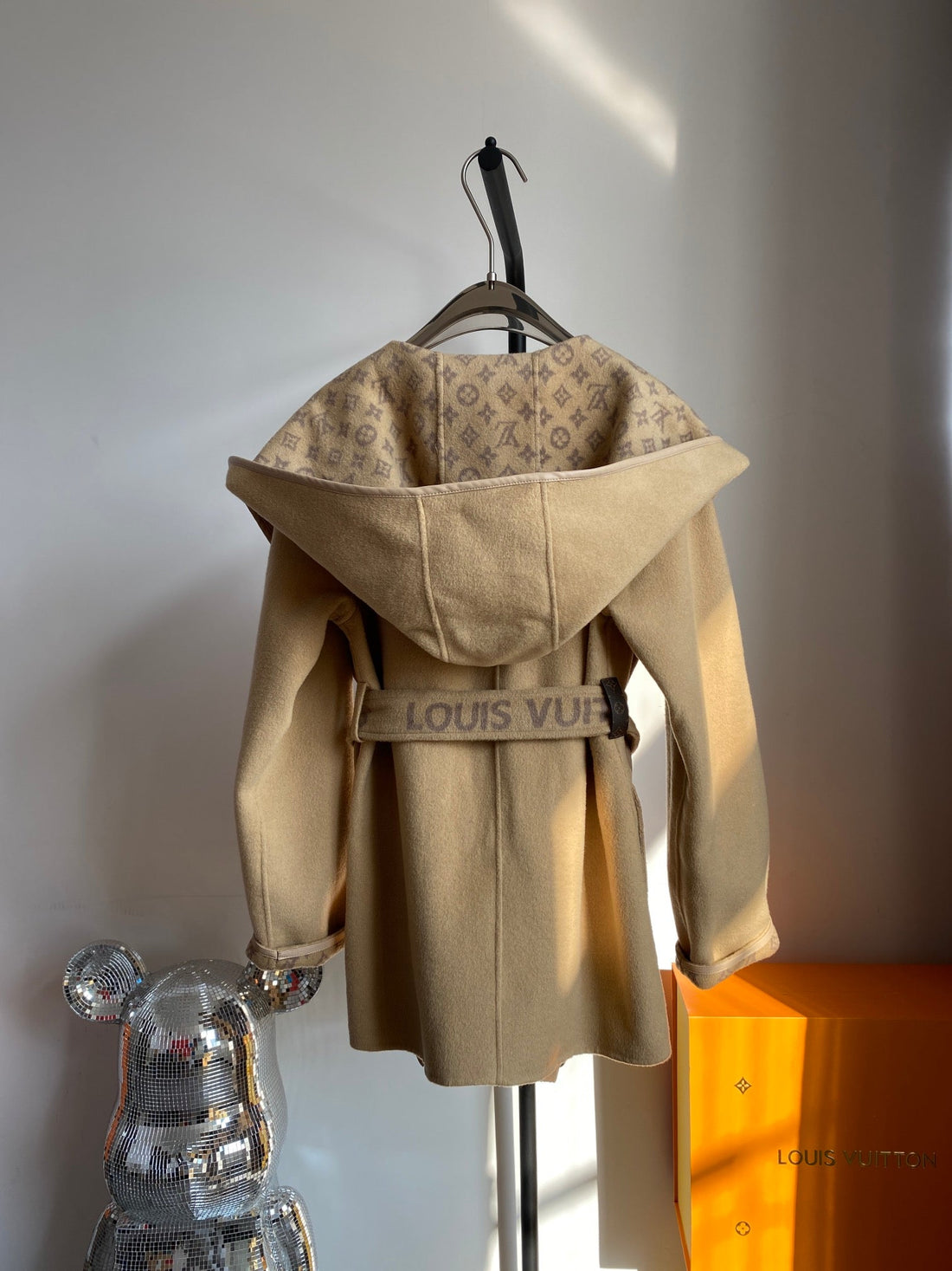 Luxury Louis Vuitton Wrap Coat 022