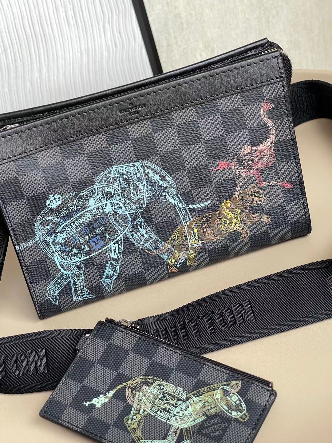 LV Gaston Wearable Wallet Damier Graphite For Mtlm, Bags, Shoulder And Crossbody Bags 8.7in/22cm LV N64608