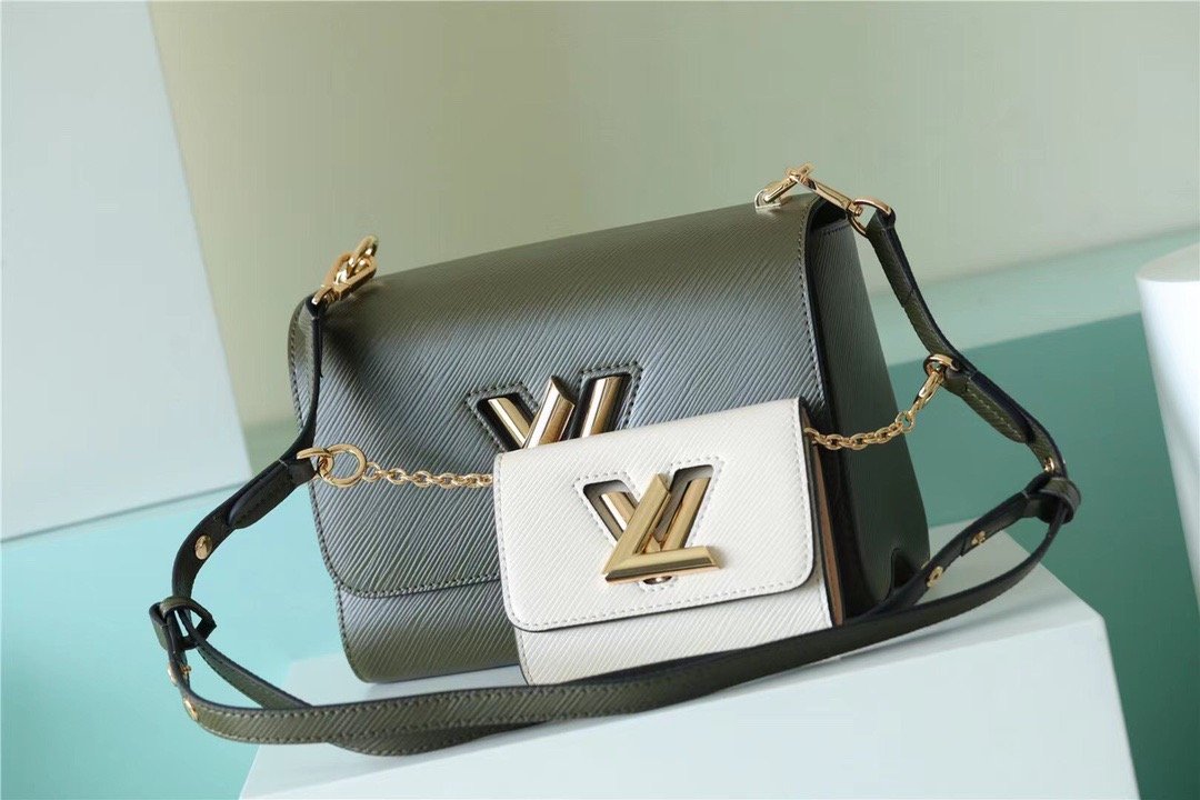 LV Twist MM Bag, Shoulder and Cross Body Bags For Womtlm Kaki / Quartz White 9.1in/23cm LV M59884