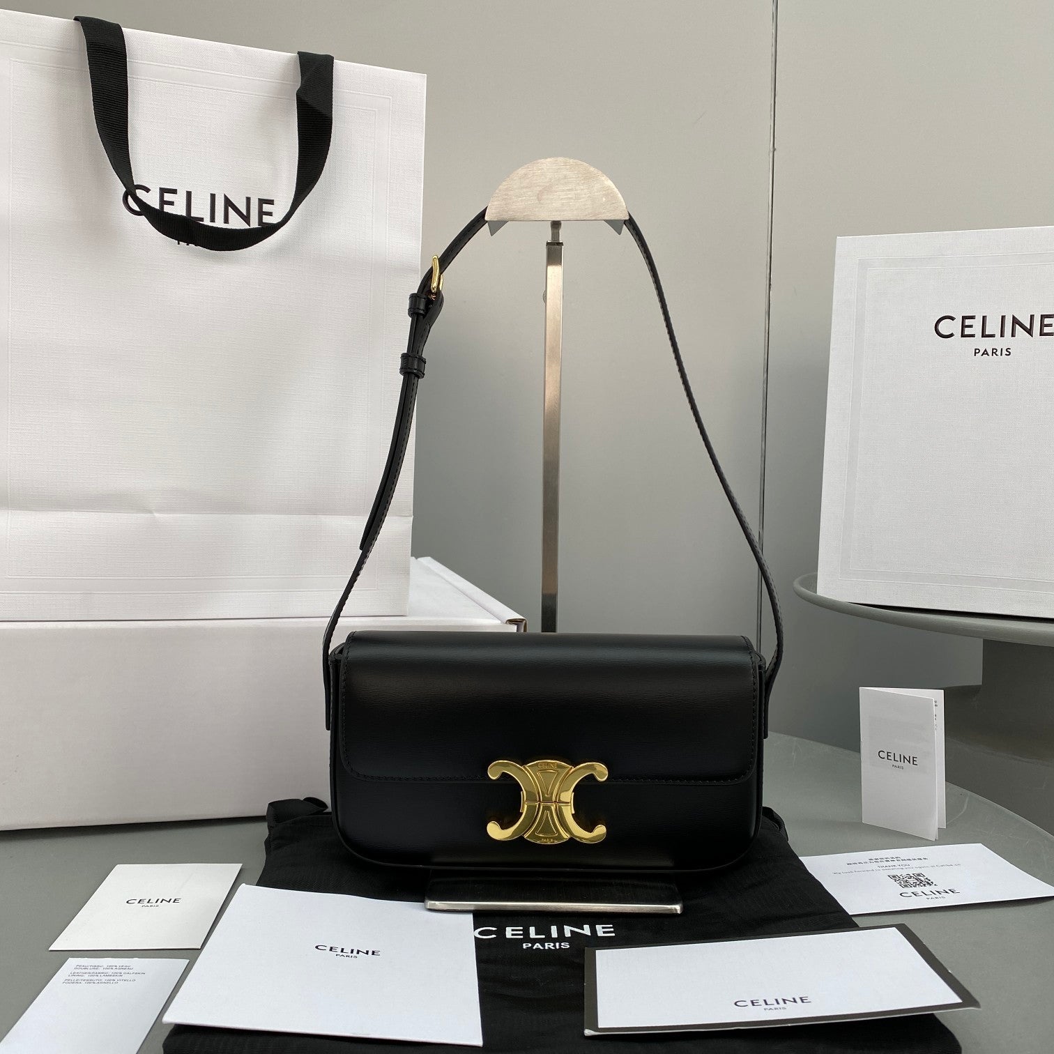 CE Triomphe Shoulder Bag Black For Womtlm 8in/20cm 194143BF4.38NO