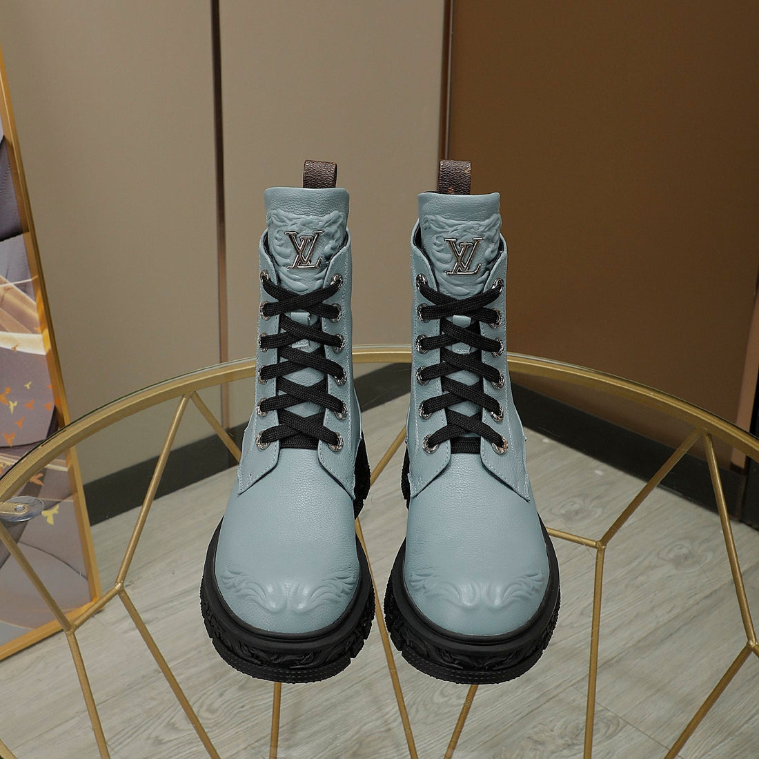 Premium Louis Vuitton BOOTS 037