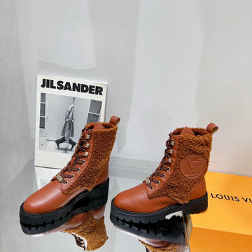 Premium Louis Vuitton BOOTS 007