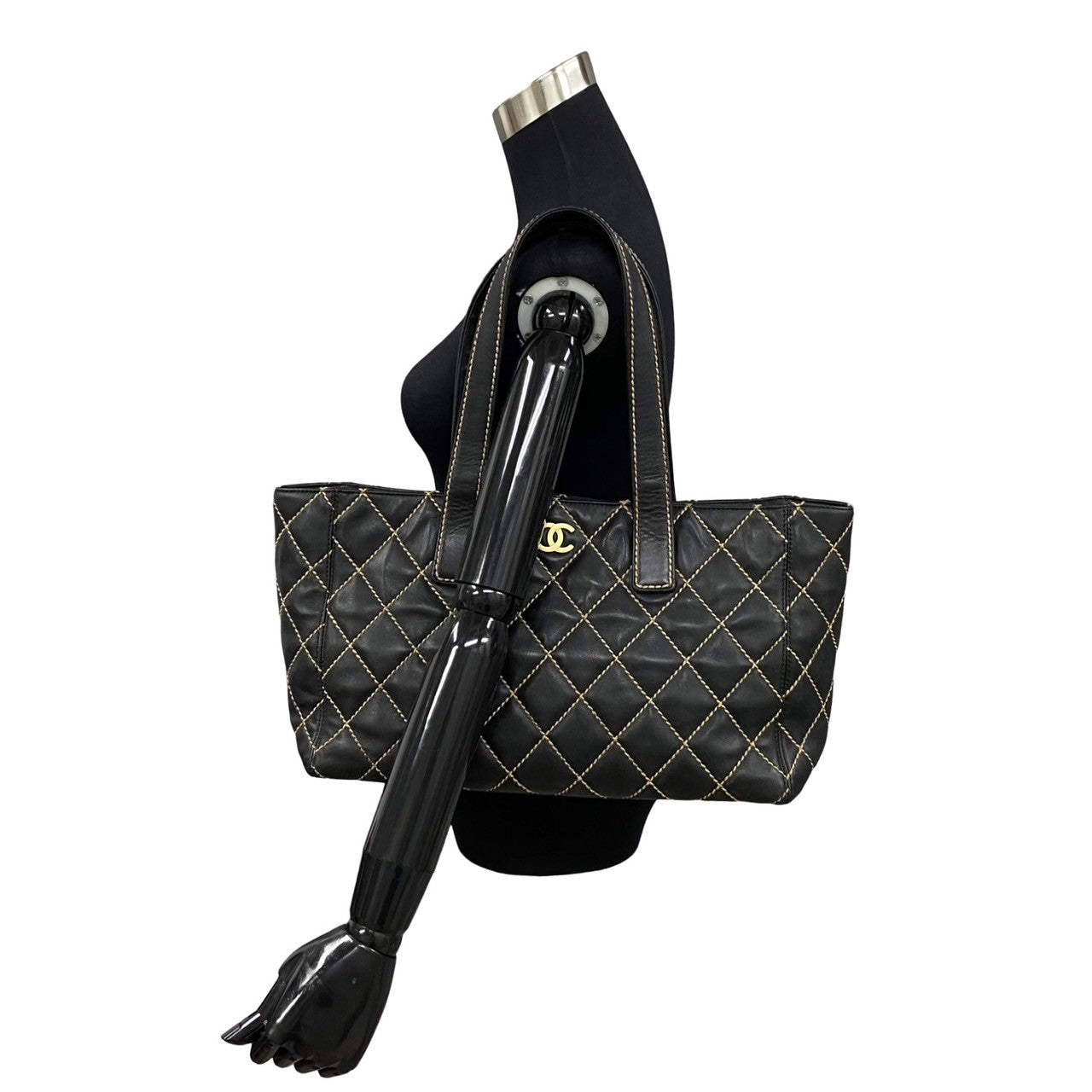 Chanel CC Wild Stitch Tote Bag  Leather Tote Bag in Good condition