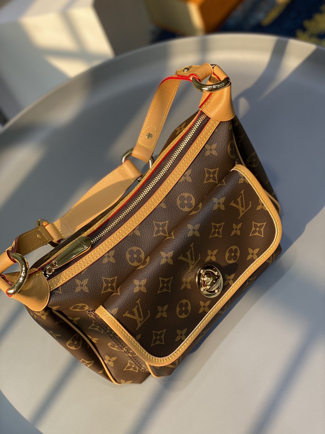 LV Tikal GM Monogram Canvas For Womtlm,  Shoulder Bags 30cm LV M40077