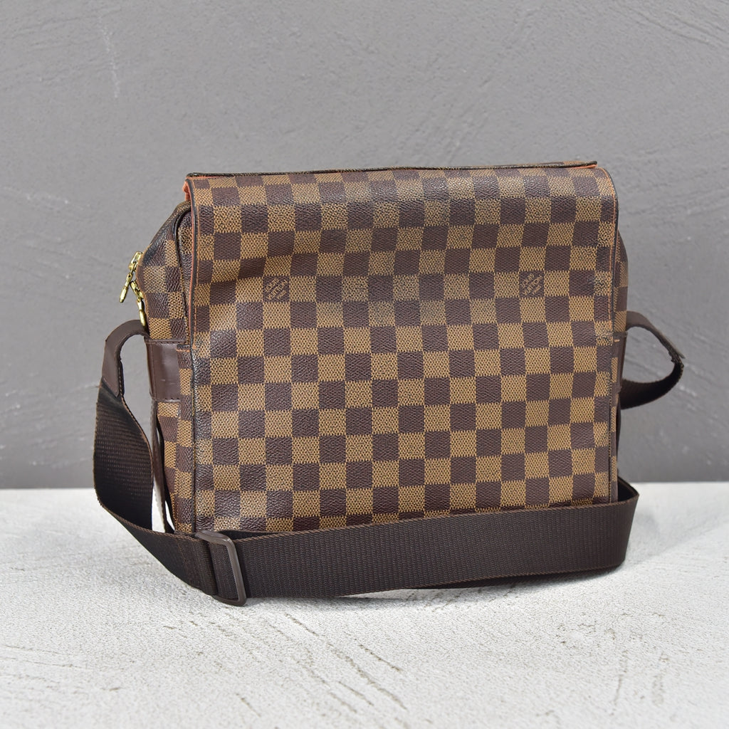 LOUIS VUITTON Damier Ebene Naviglio