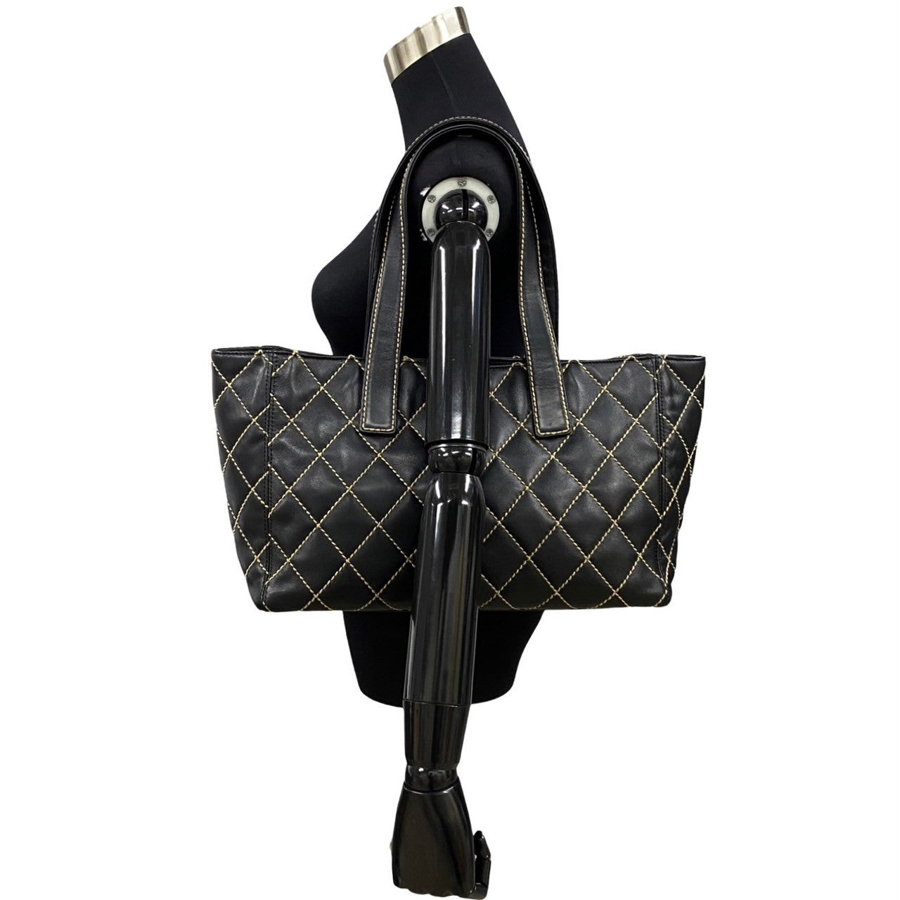 Chanel CC Wild Stitch Tote Bag  Leather Handbag in Good condition