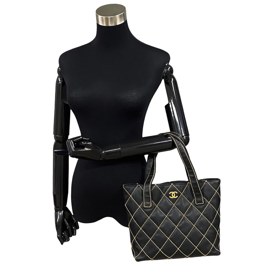 Chanel Matelasse Wild Stitch Coco Mark Leather Tote Bag Leather Tote Bag 36651 in Good condition