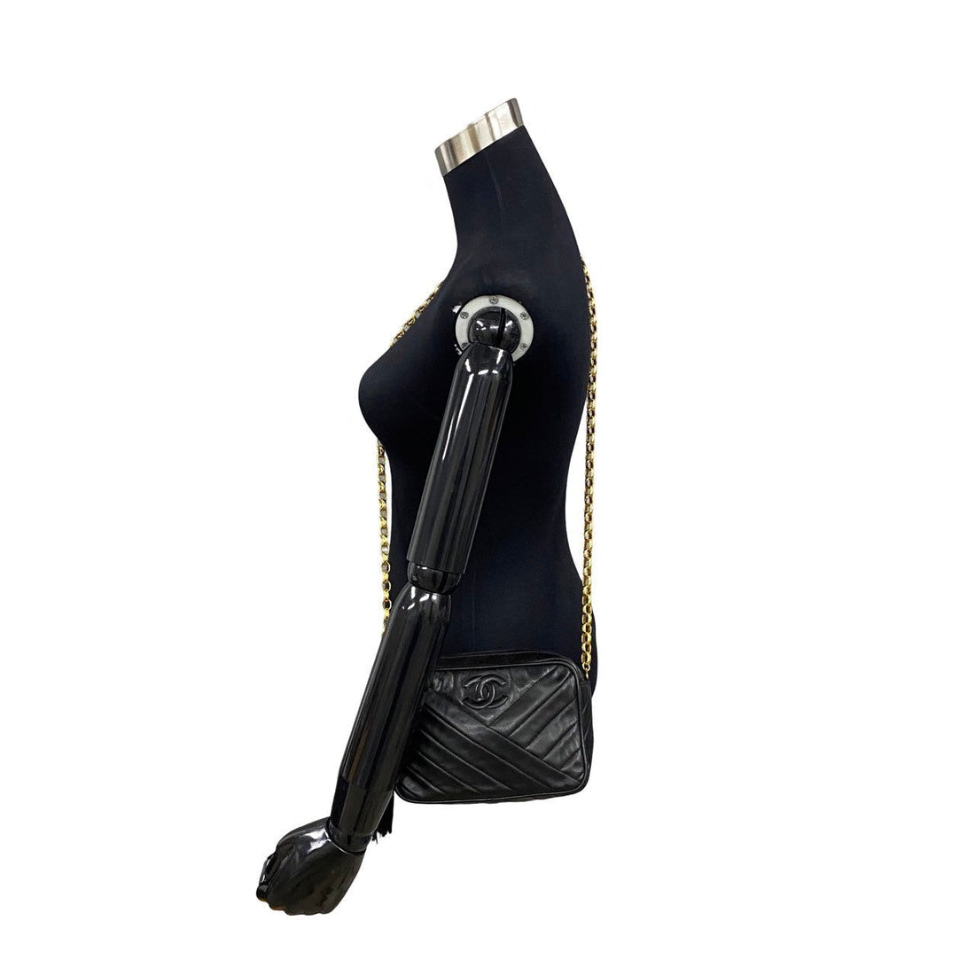 Chanel V Stitch Lambskin Fringe Chain Mini Shoulder Bag Leather Shoulder Bag 38508 in Good condition