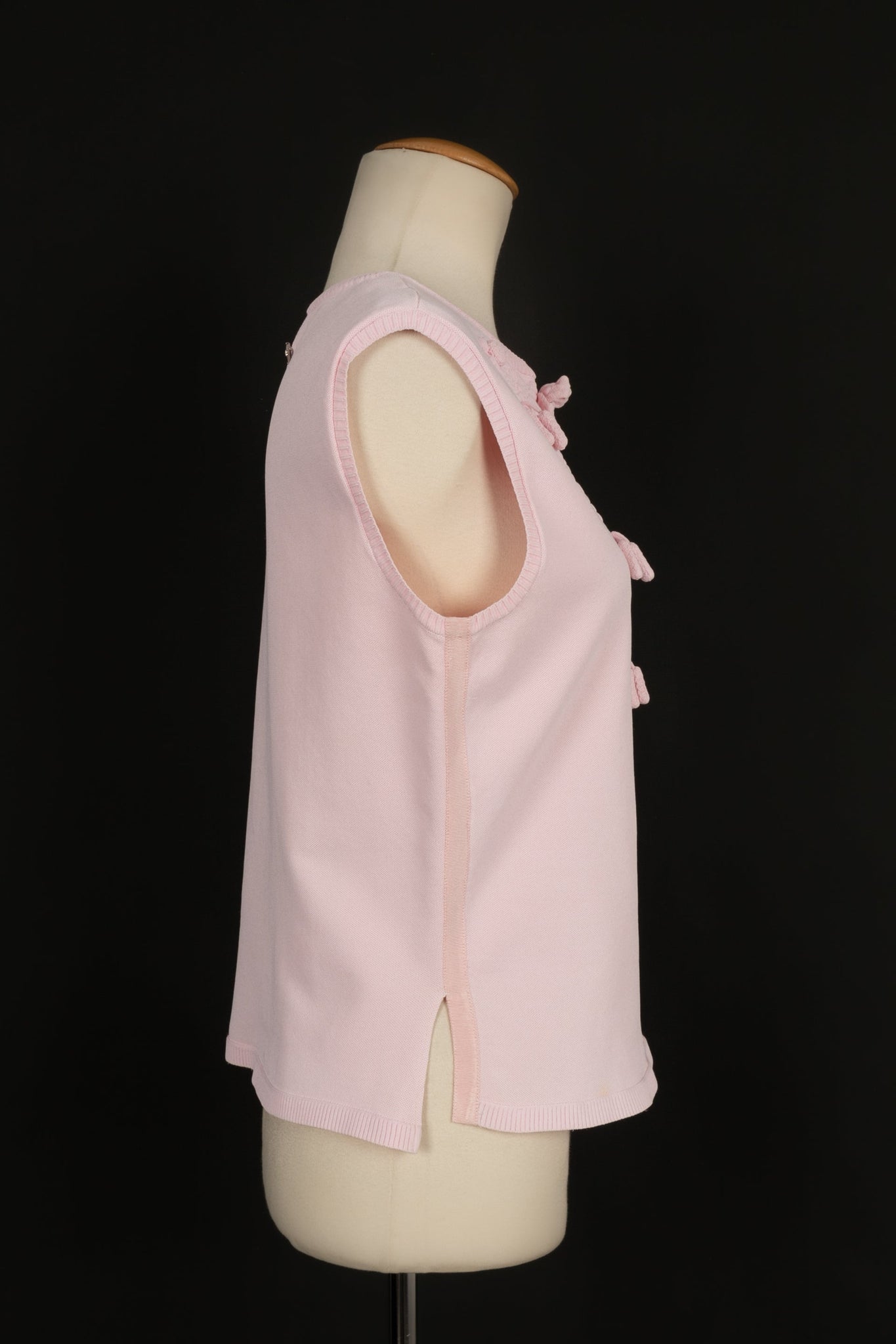 Haut rose Chanel