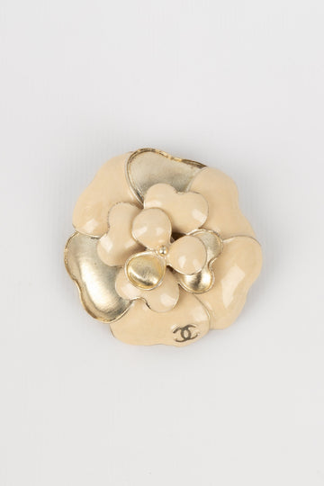 Broche cam�lia Chanel 2007