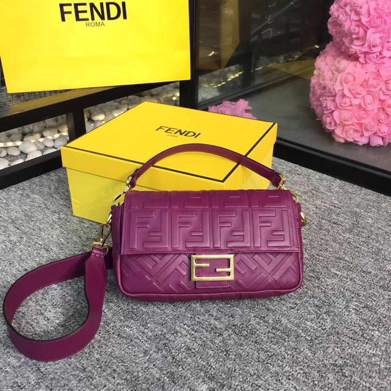 FI Baguette Nappa Purple For Womtlm, Womtlm&#8217;s Handbags, Shoulder And Crossbody Bags 10.6in/27cm FF 8BR600