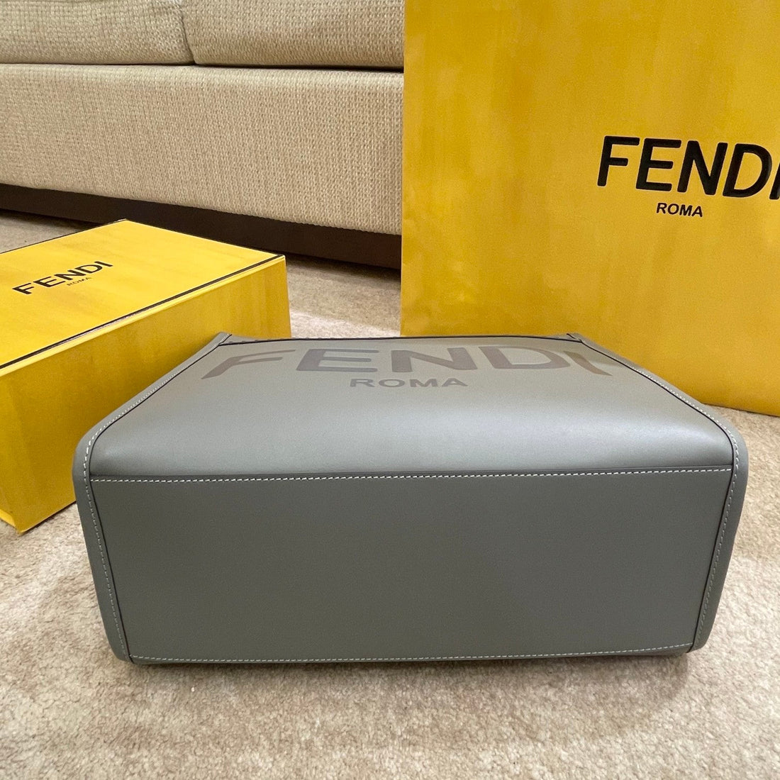 FI Tote Bag Grey For Women, Wonmen&#8217;s Bags 13.8in/35cm FF 8BH386ABVLF1BZC