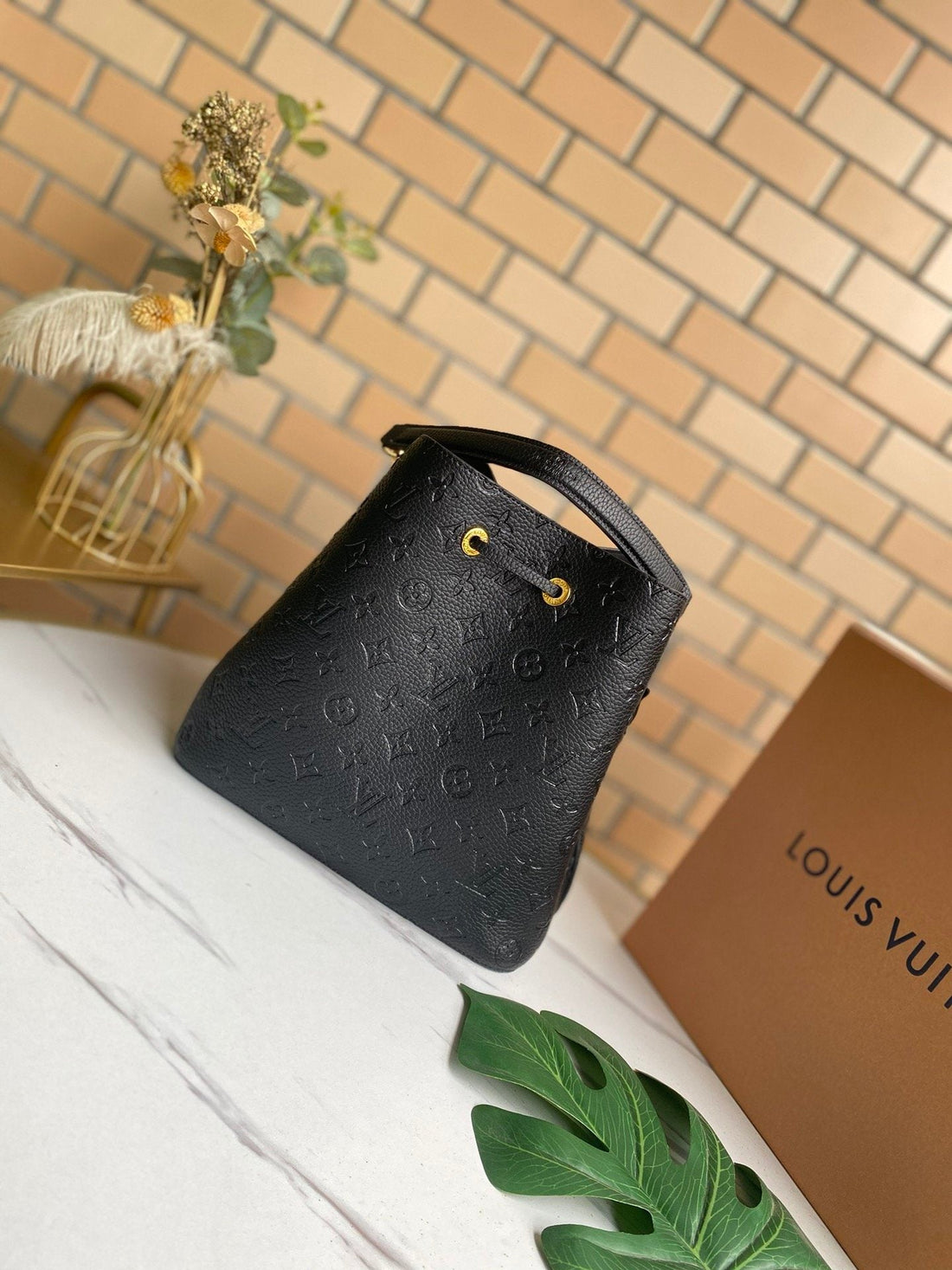LV NeoNoe MM Bucket Bag Monogram Empreinte Black For Womtlm, Womtlm’s Handbags, Shoulder Bags 10.2in/26cm LV M45256