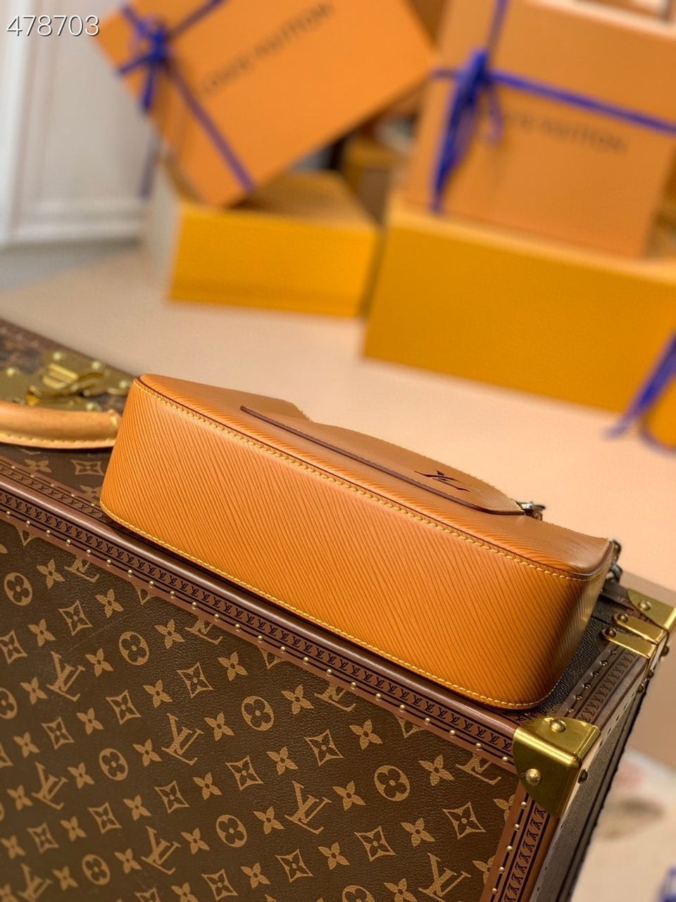 LV Marelle Tote MM Gold Miel Brown For Womtlm,  Shoulder And Crossbody Bags 11.8in/30cm LV M59953