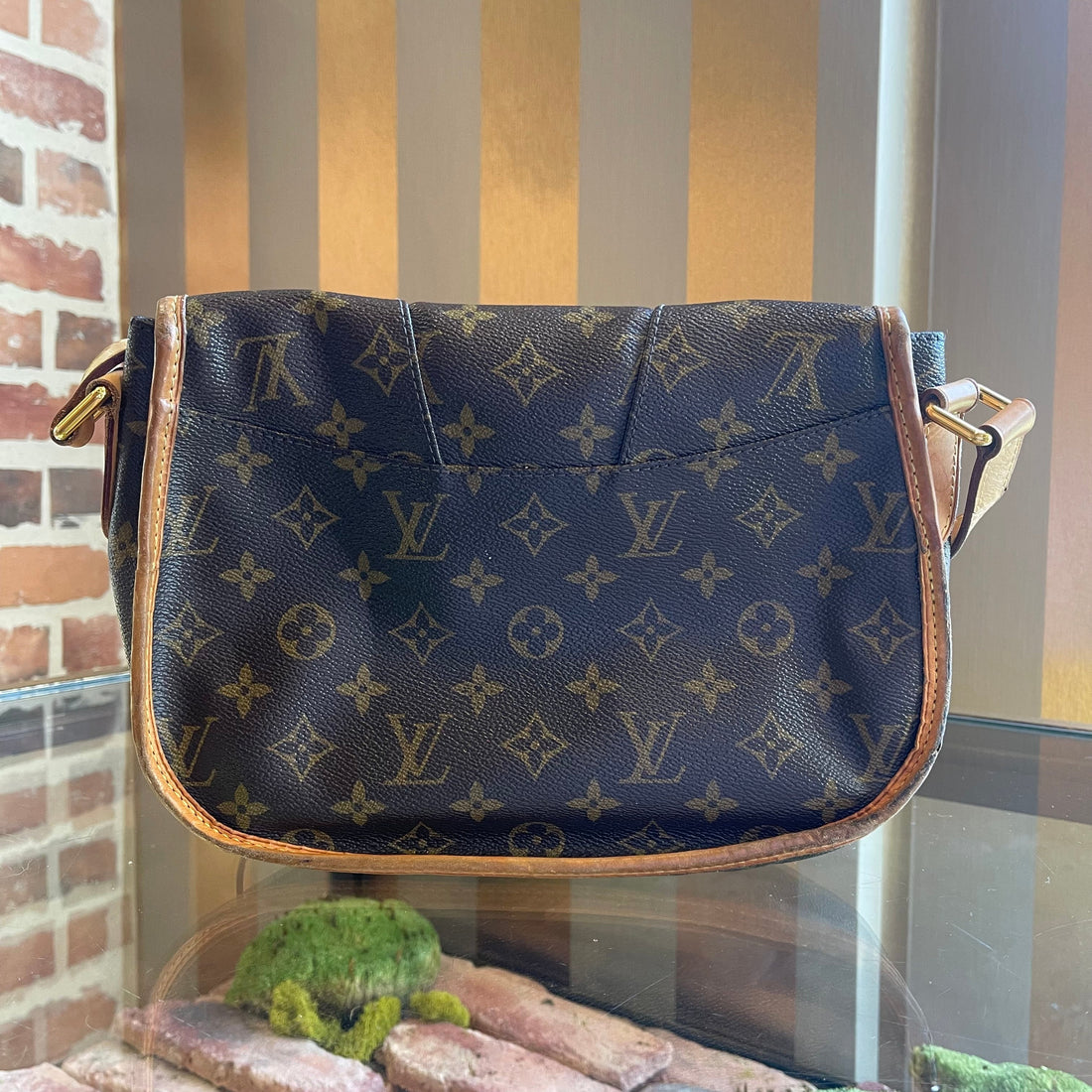 LOUIS VUITTON Monogram Menilmontant Crossbody Bag
