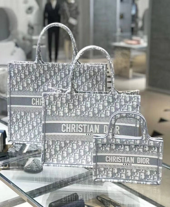 Christian Dior Bags Bags - The Tote   401