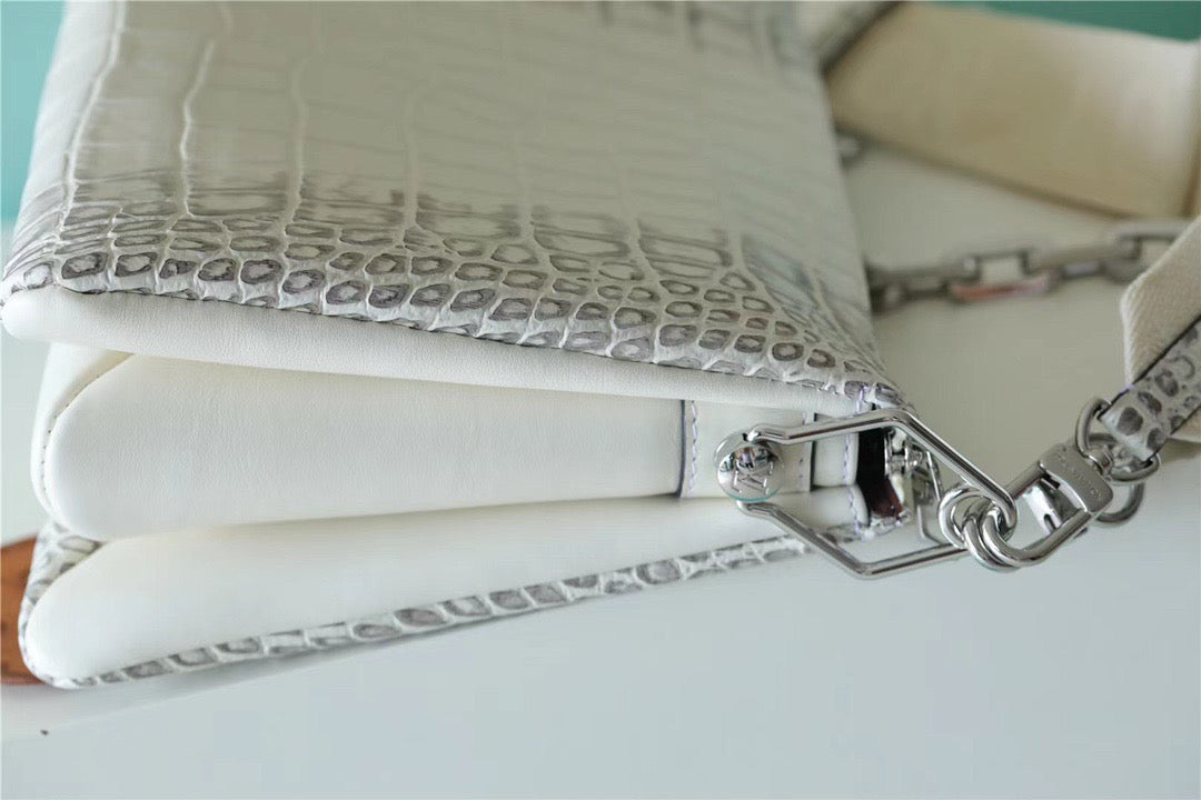 LV Coussin PM High Shiny Alligator White For Womtlm,  Shoulder And Crossbody Bags 10.2n/26cm LV