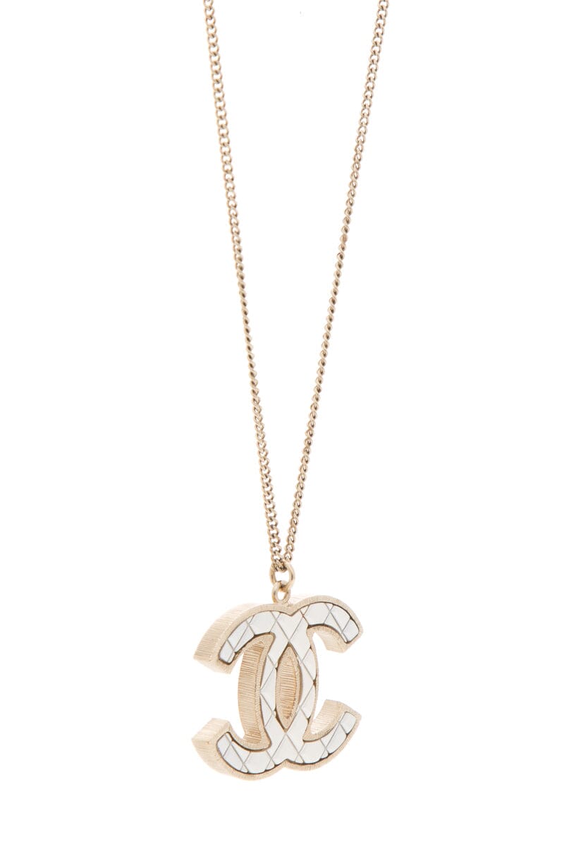 Chanel 2016 Gold Quitled CC Pendeant Necklace