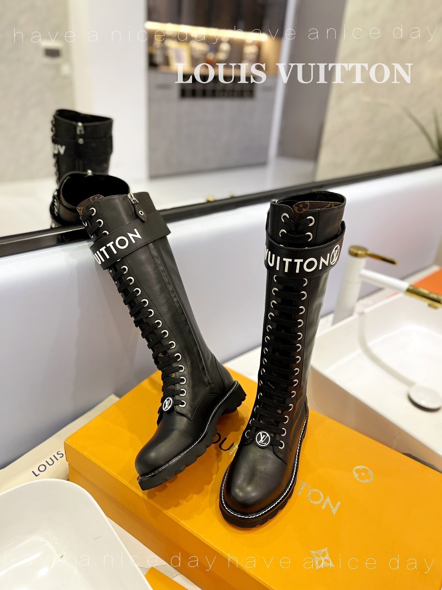 Premium Louis Vuitton BOOTS 031
