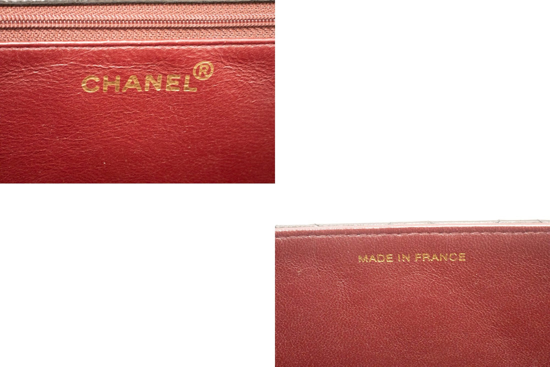 CHANEL Shoulder Bag