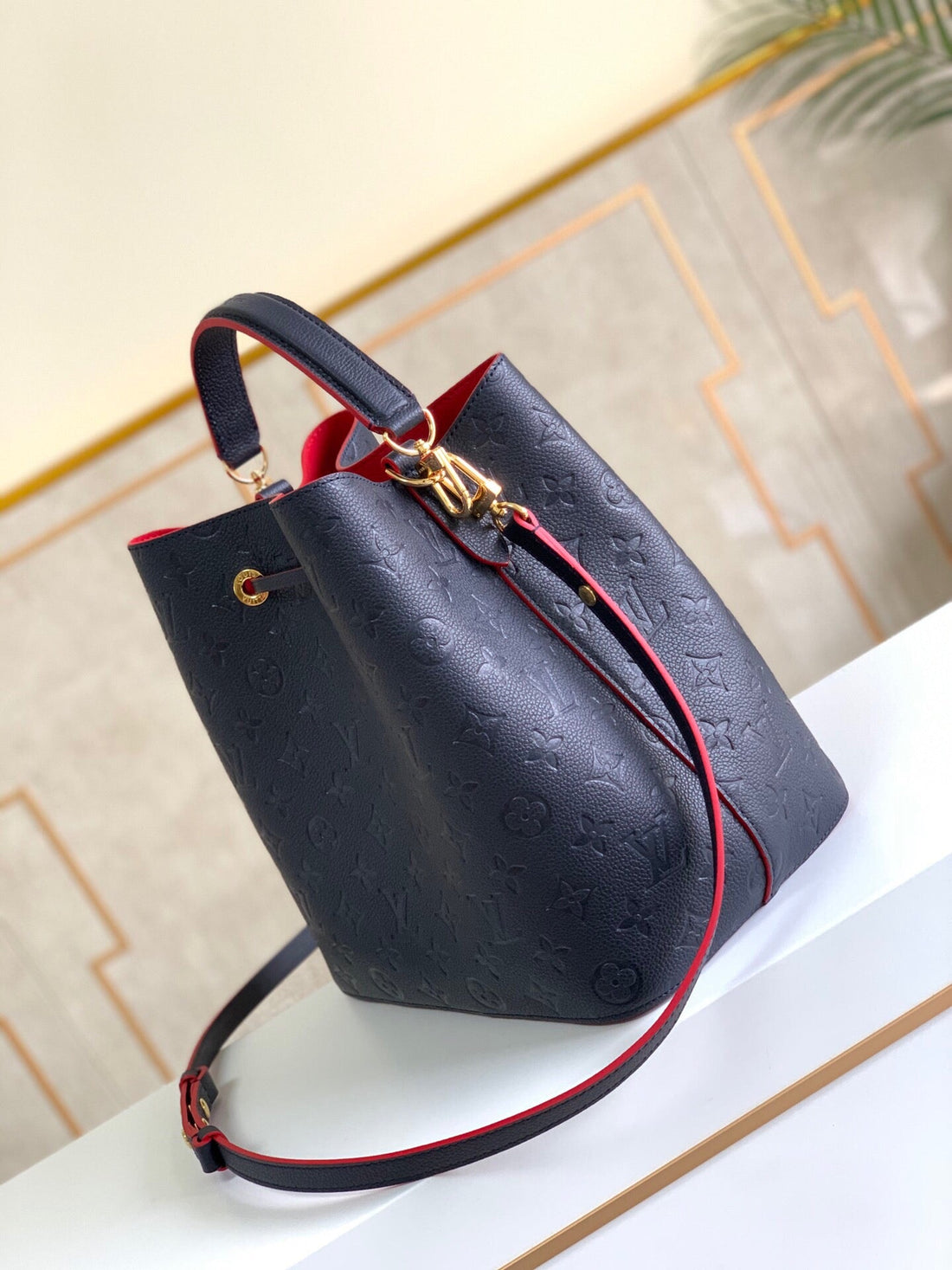 LV NeoNoe MM Bucket Bag Monogram Empreinte Navy Blue/Red For Womtlm, Womtlm’s Handbags, Shoulder And Crossbody Bags 10.2in/26cm LV M45306